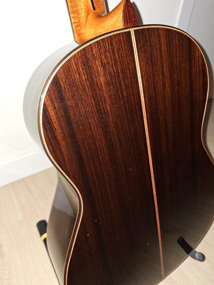 Guitarra Antonio de Toledo AT-270S maderas macizas