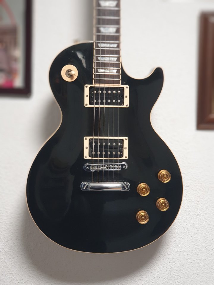 (RESERVADA) Gibson Les Paul Standard Ebony 2001