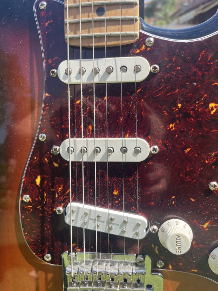 Fender Stratocaster Edición Limitada Fat 50s de segunda mano · Foto 5 de 10 · Valencia · 680 €