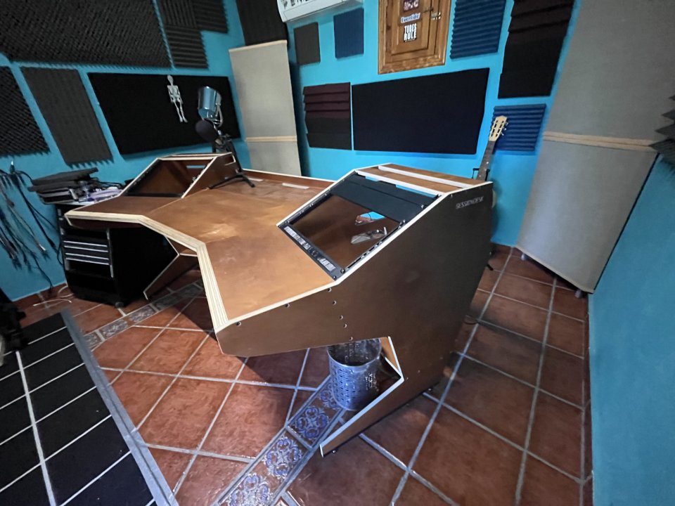 Mesa de estudio SESSIONDESK Gustav de segunda mano · Foto 2 de 8 · Zaragoza · 850 €