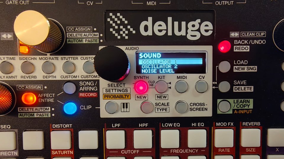 Synthstrom Deluge + extras de segunda mano · Foto 3 de 10 · Asturias · 999 €