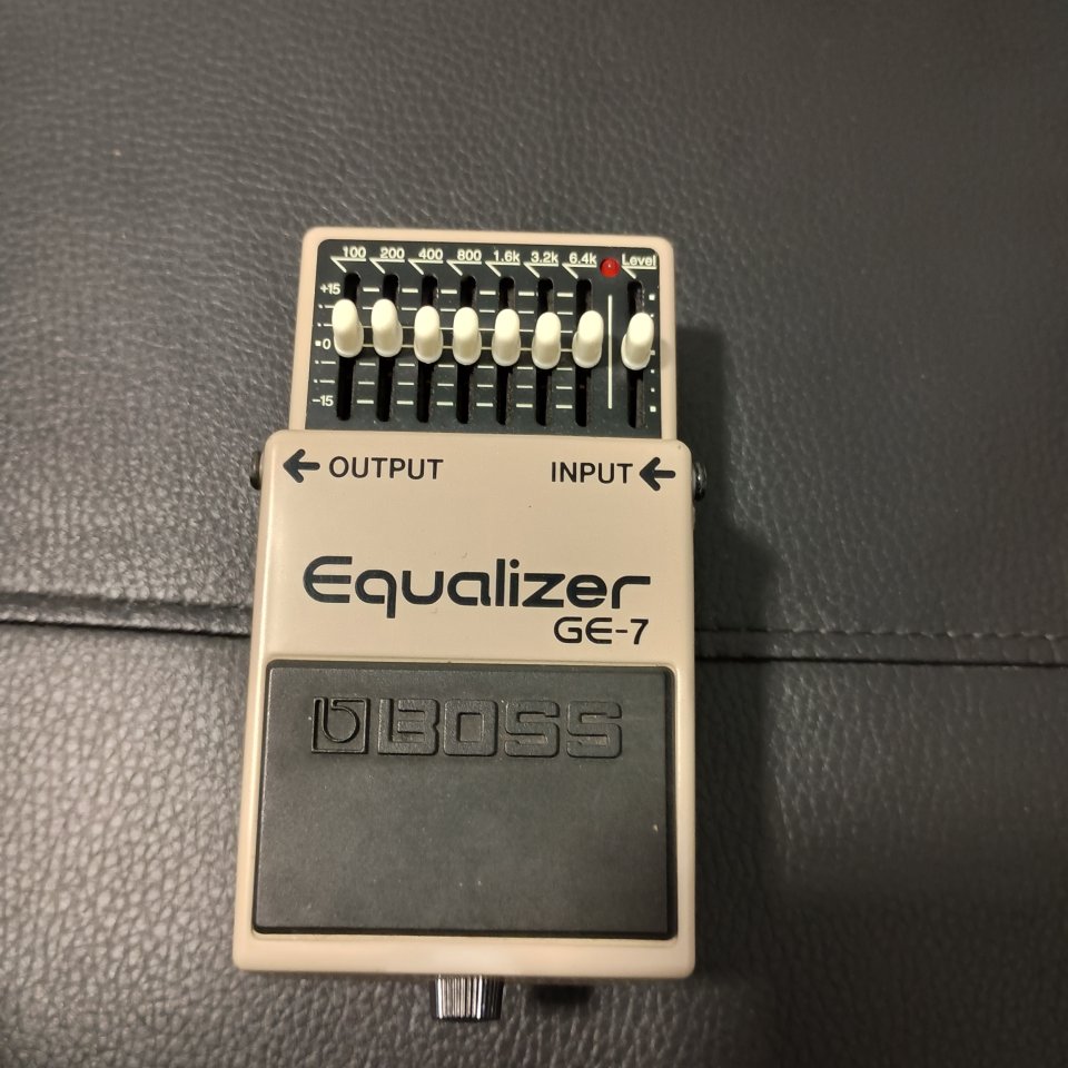 Pedal Boss GE 7 de segunda mano · Foto 1 de 7 · Málaga · 80 €