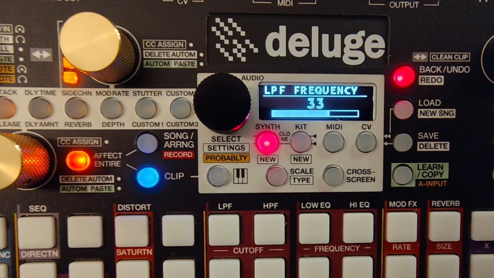 Synthstrom Deluge + extras de segunda mano · Foto 4 de 10 · Asturias · 999 €