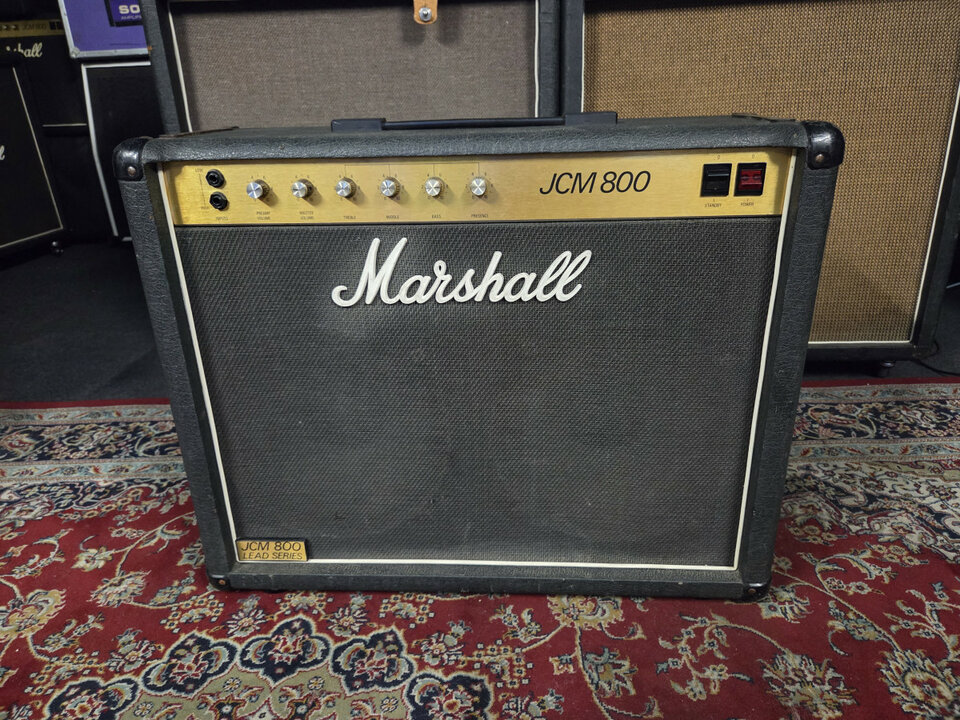 Marshall jcm 800