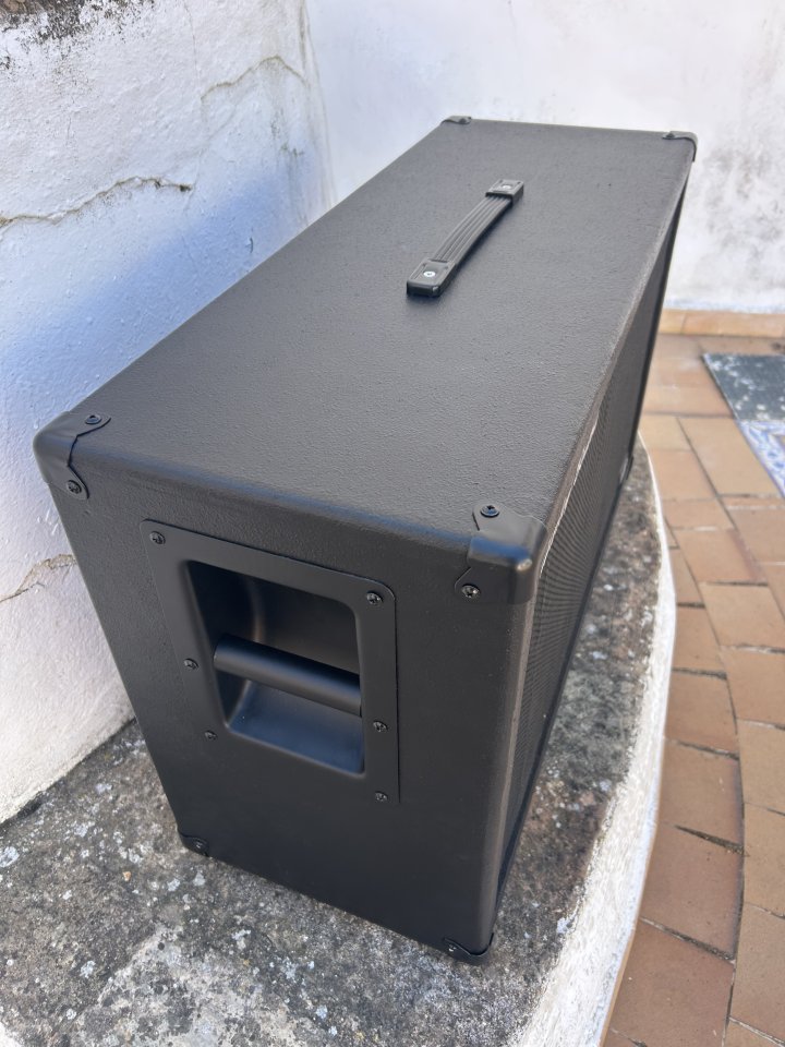 Pantalla 2x12 Celestion V30