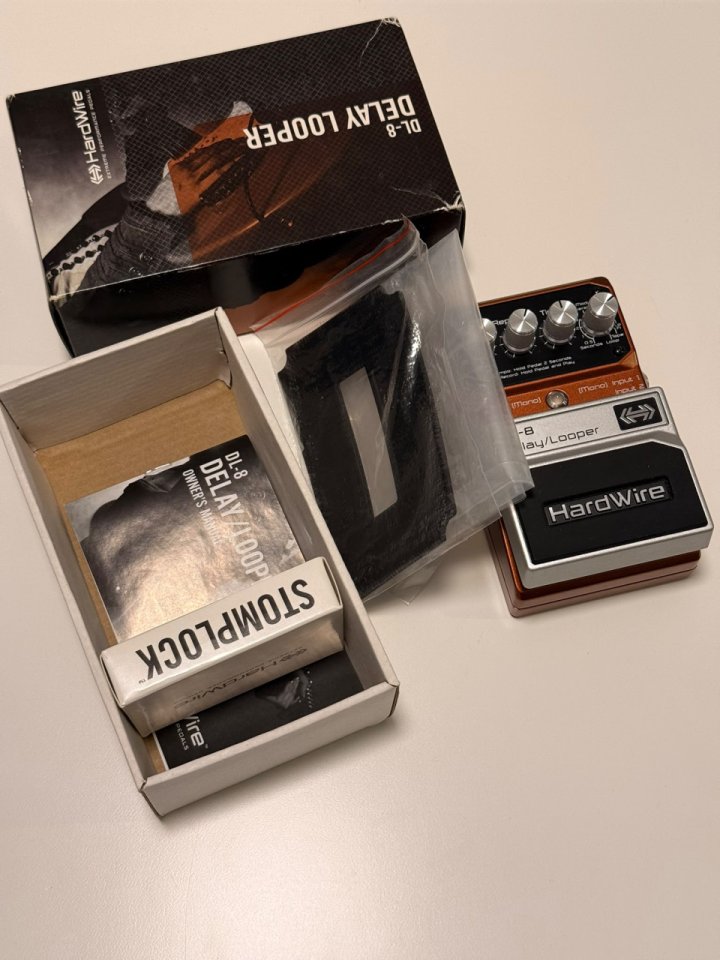 Digitech HARDWIRE DL-8 Delay Looper - Caja y accesorios - Envío Incluido de segunda mano · Foto 2 de 6 · Madrid · 140 €