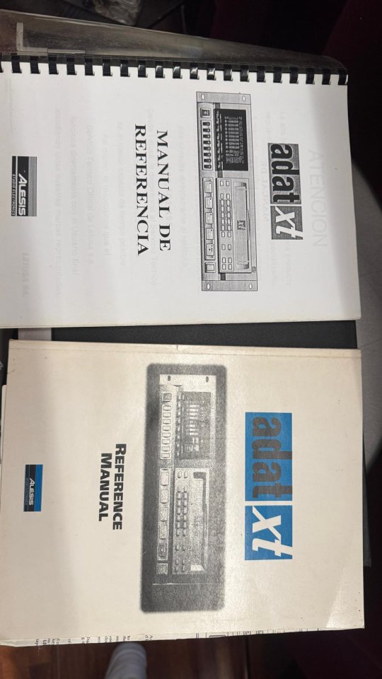 Alesis ADAT XT + Mando LRC Original + 7 Cintas Quantegy DM60 Vírgenes de segunda mano · Foto 2 de 6 · Barcelona · 280 €