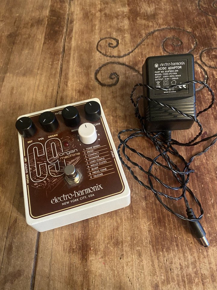 Electro Harmonix  C9 organ machine. Madrid.