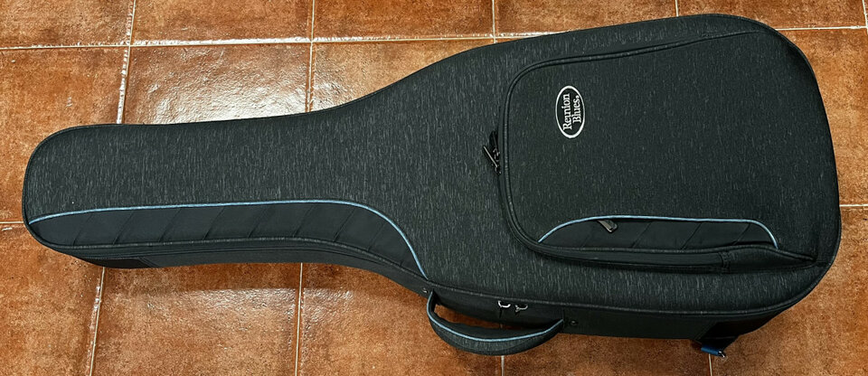 Funda Reunion Blues.