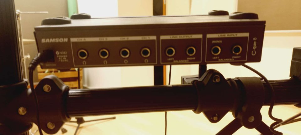 Amplificador de auriculares Samson.