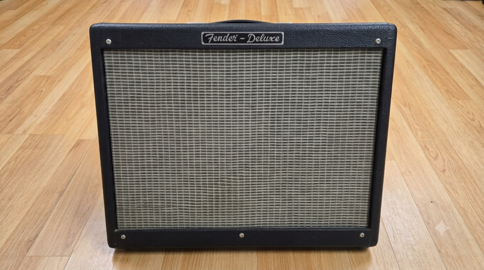 Fender Hot Rod Deluxe Enclosure 1x12 de segunda mano · Foto 1 de 4 · Alicante · 350 €
