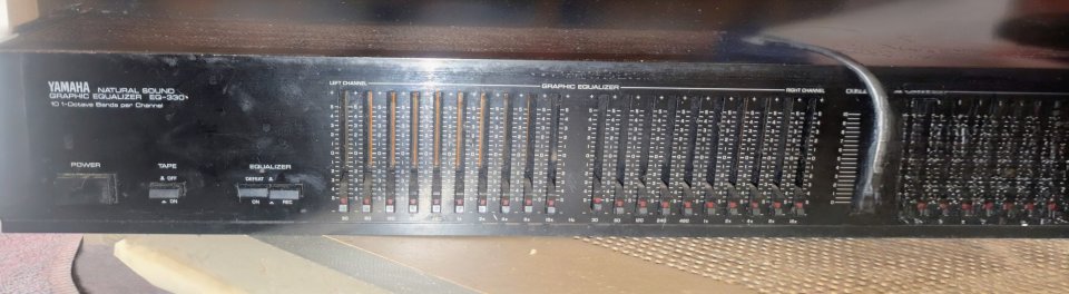 • Ecualizador Gráfico Yamaha EQ-330 Natural Sound (Vintage) de segunda mano · Foto 1 de 2 · Bizkaia · 150 €