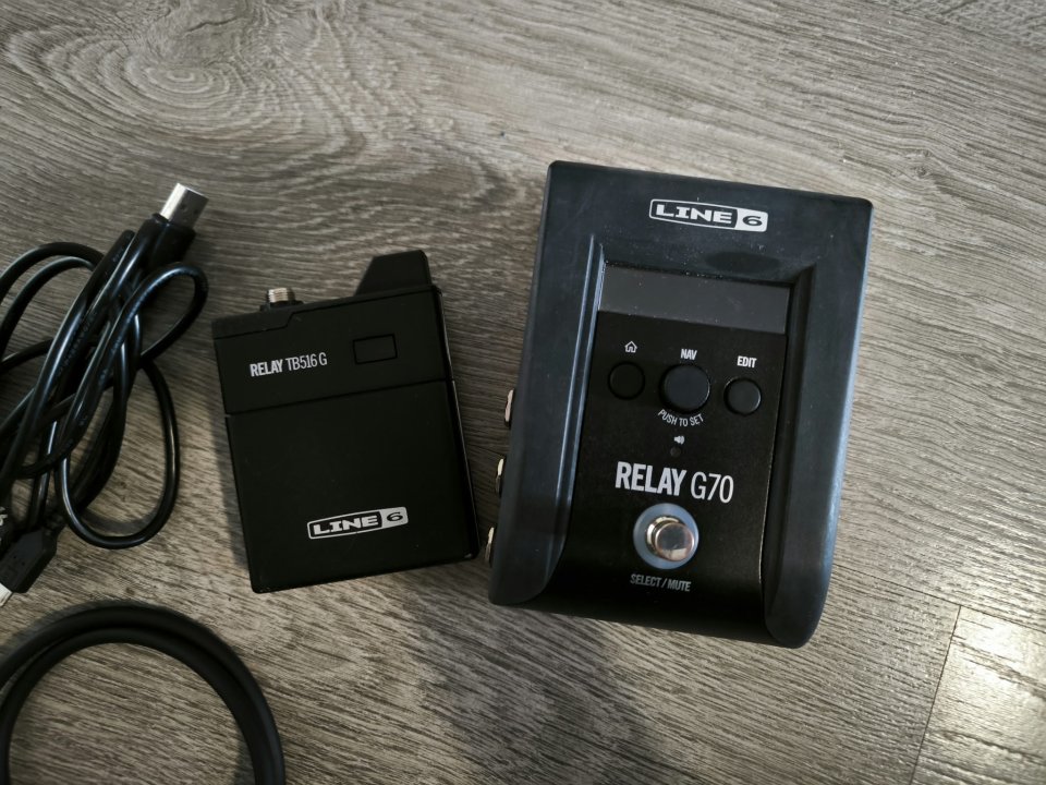Sistema inalámbrico Line 6 Relay G70 de segunda mano · Foto 2 de 2 · Madrid · 180 €