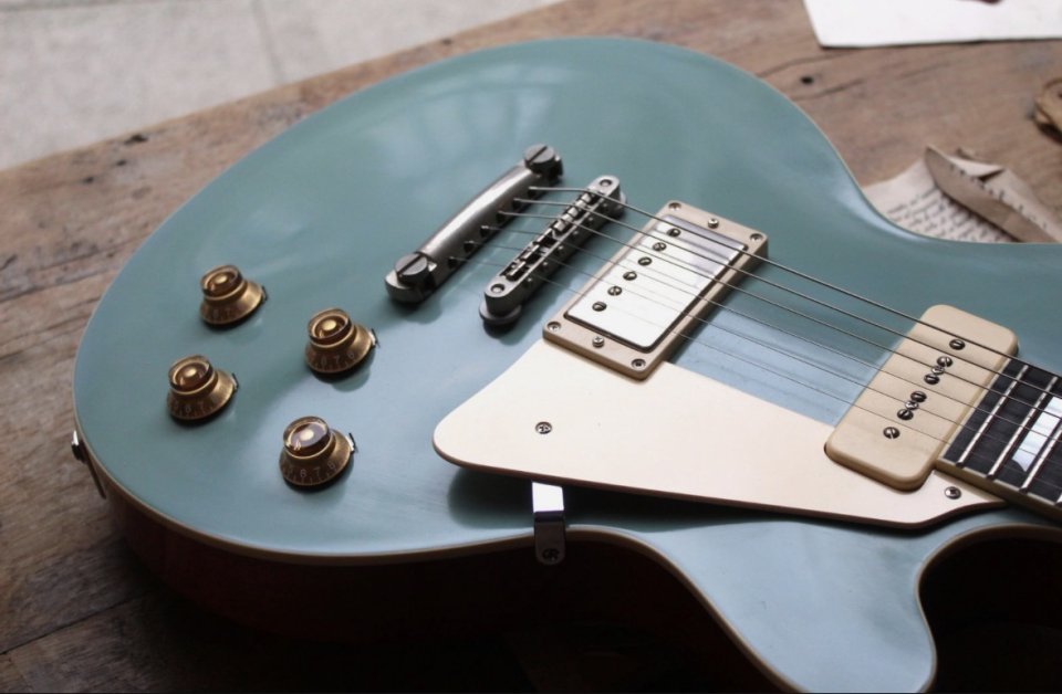 CAMBIO EASTMAN SB58/TV Fade Blue Limited Edition, HARDCASE, 3, 75 KG de segunda mano · Foto 8 de 10 · A Coruña · 1989 €