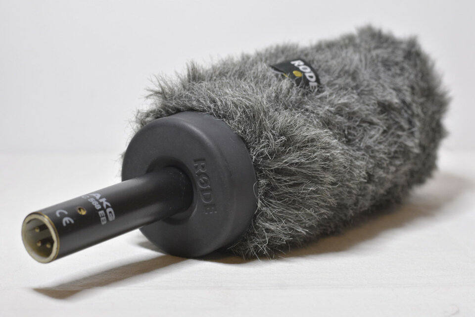 Vendo varios NEUMANN, AVID, AKG, SENNHEISER, GRACE DISGIN de segunda mano · Foto 5 de 8 · Sevilla · 1 €
