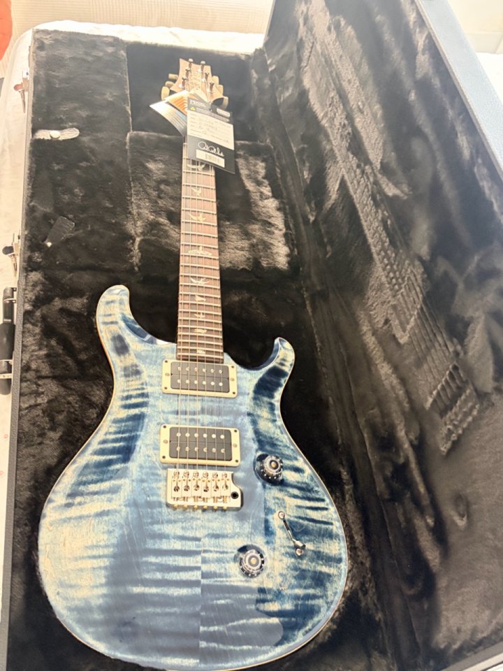PRS Custom 24 Core USA 2024 – Faded Whale Blue de segunda mano · Foto 1 de 5 · Barcelona · 3200 €