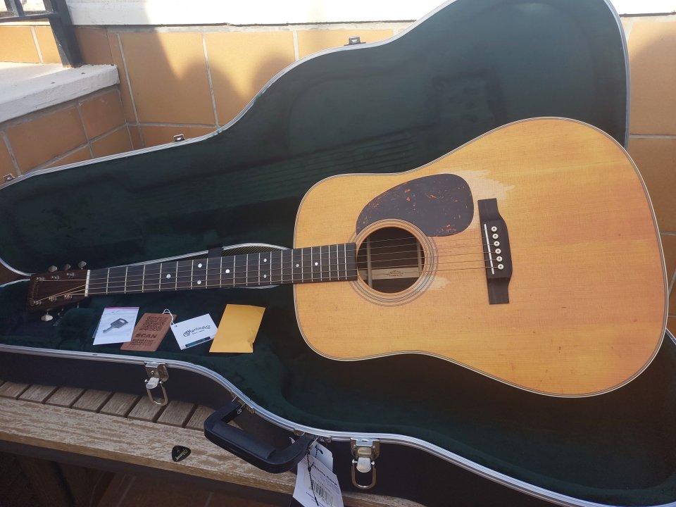 Martin D28