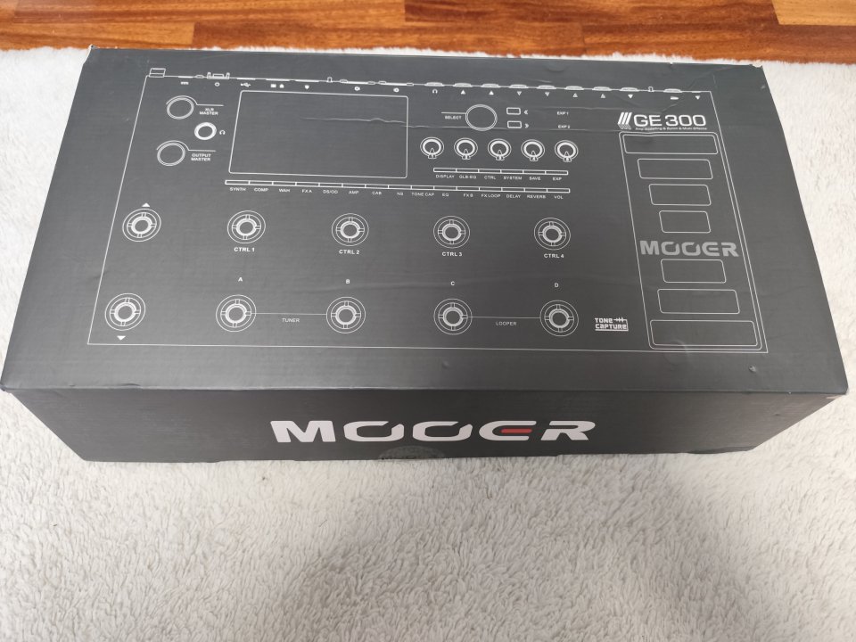 Mooer GE300 + Funda de segunda mano · Foto 5 de 6 · A Coruña · 360 €