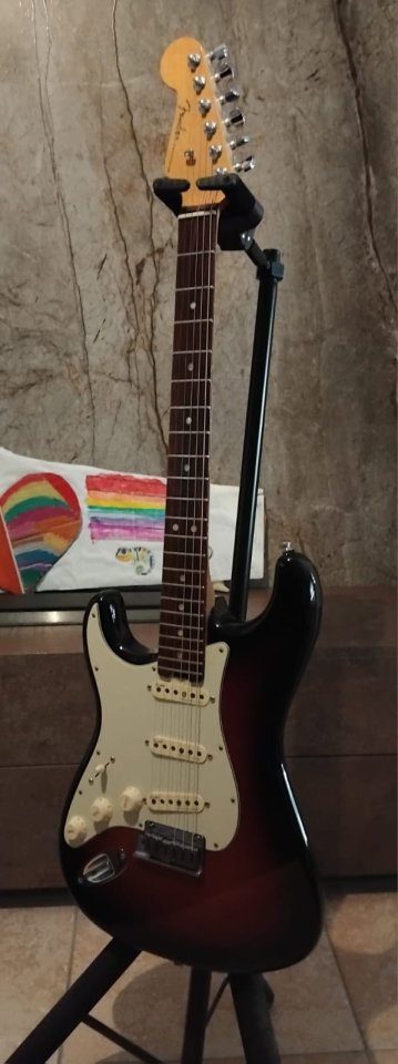 Fender Stratocaster Elite 2016 Left handed (para personas zurdas) de segunda mano · Foto 3 de 5 · Murcia · 1400 €