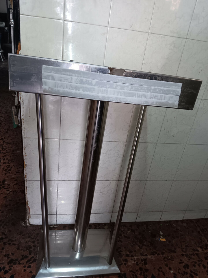 Atril acero inoxidable