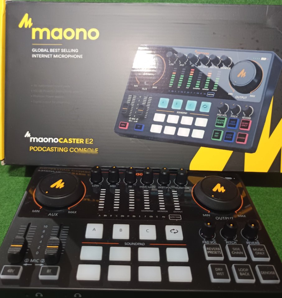 Pedales Guitarra y Tarjetas Sonido