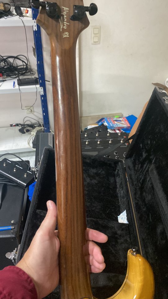 Guitarra de O3 custom guitars de segunda mano · Foto 7 de 8 · Illes Balears · 2700 €