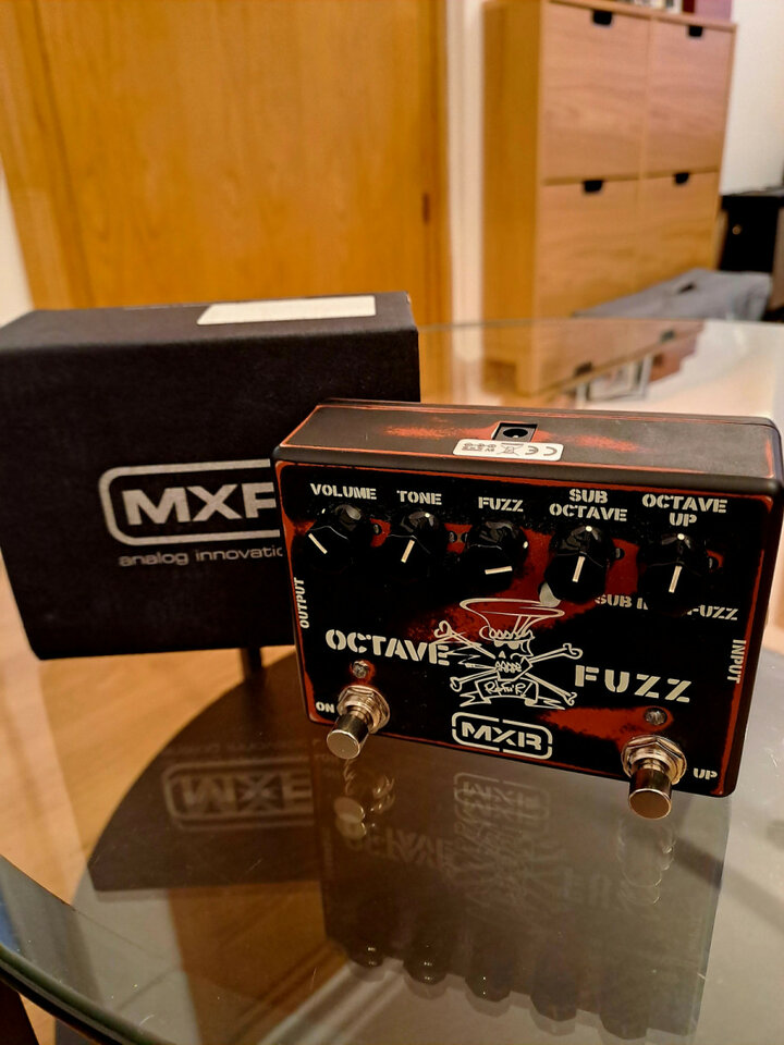 MXR SF01 Slash Octave Fuzz