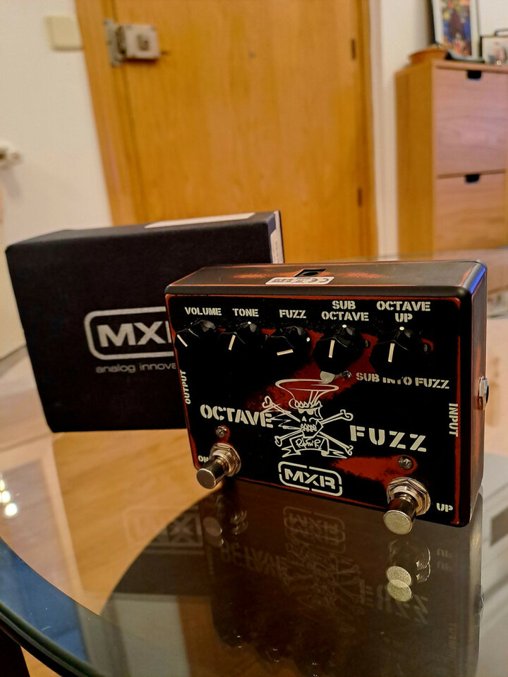 MXR SF01 Slash Octave Fuzz