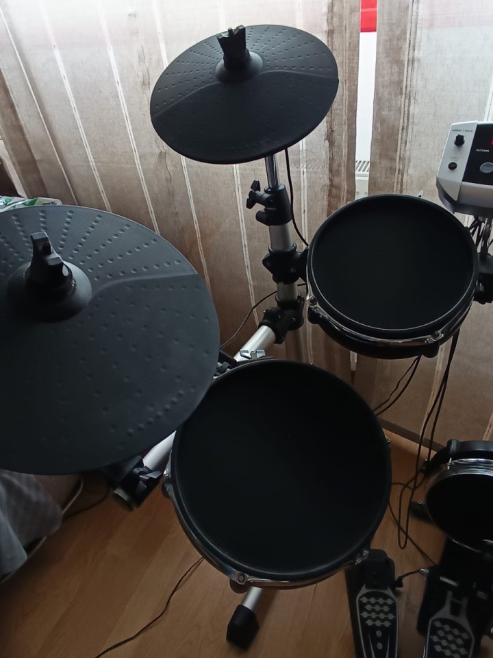 Batería electrónica Millenium MPS-150X