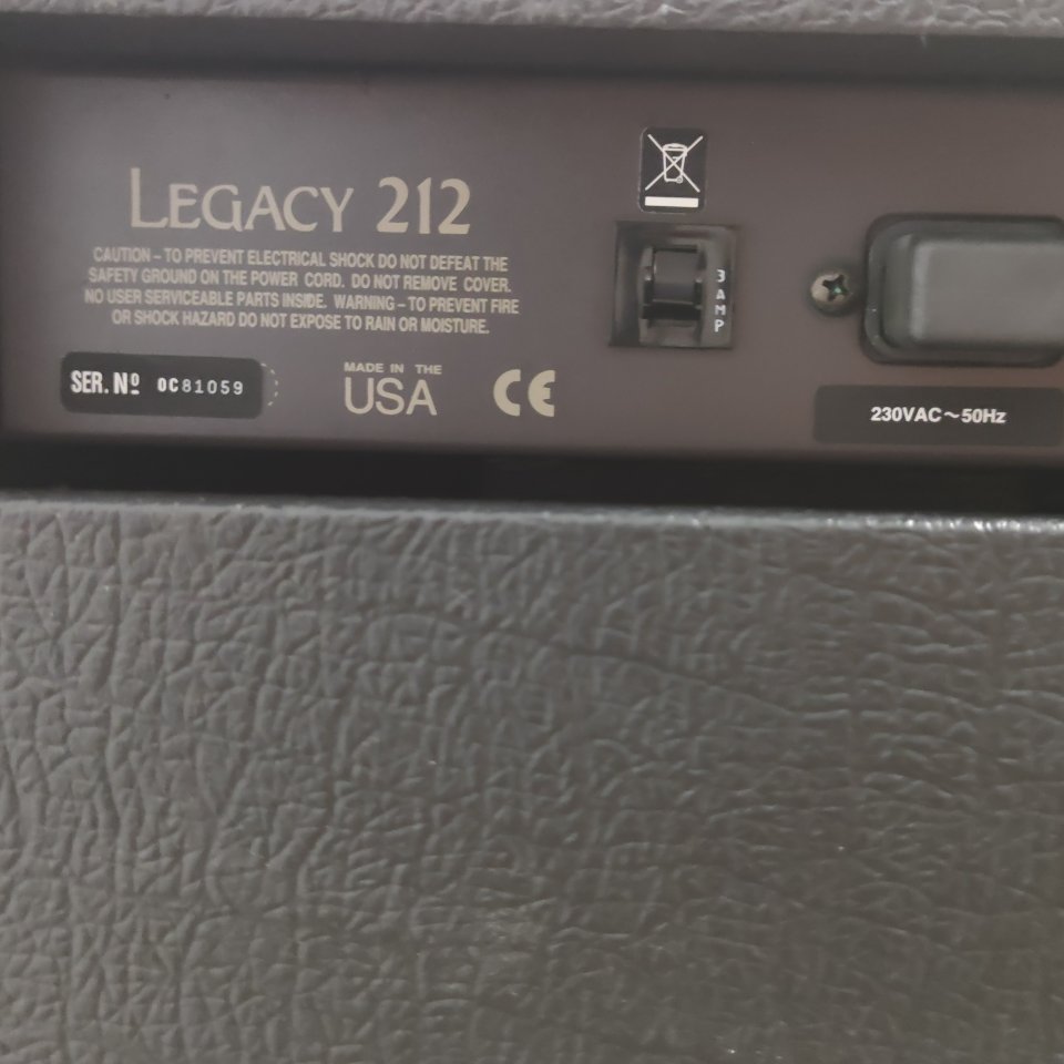 Carvin legacy Steve Vai 2X12