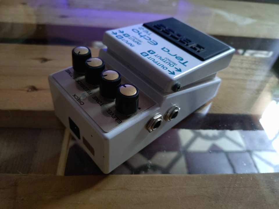 Pedal delay/echo Boss TE-2 Tera Echo