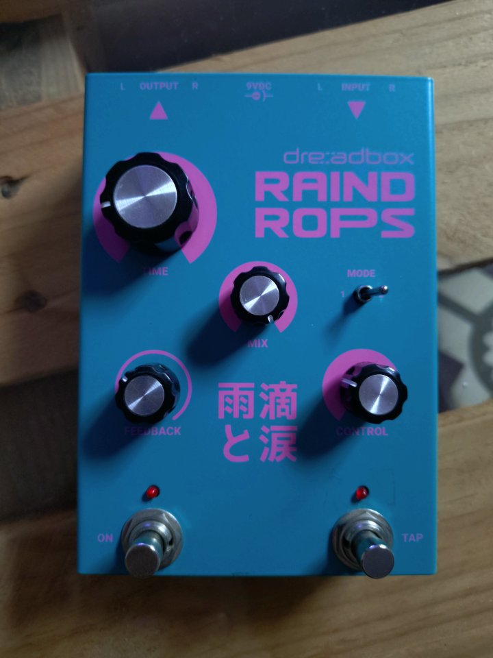 Pedal delay estéreo Dreadbox Raindrops