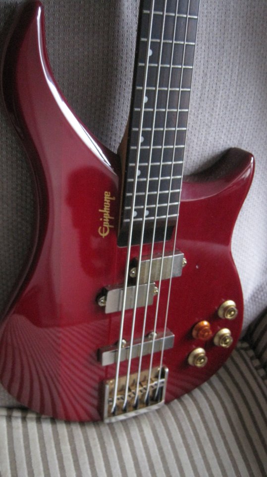 Bajo de 5 cuerdas Epiphone EBM-5, Korea 90s