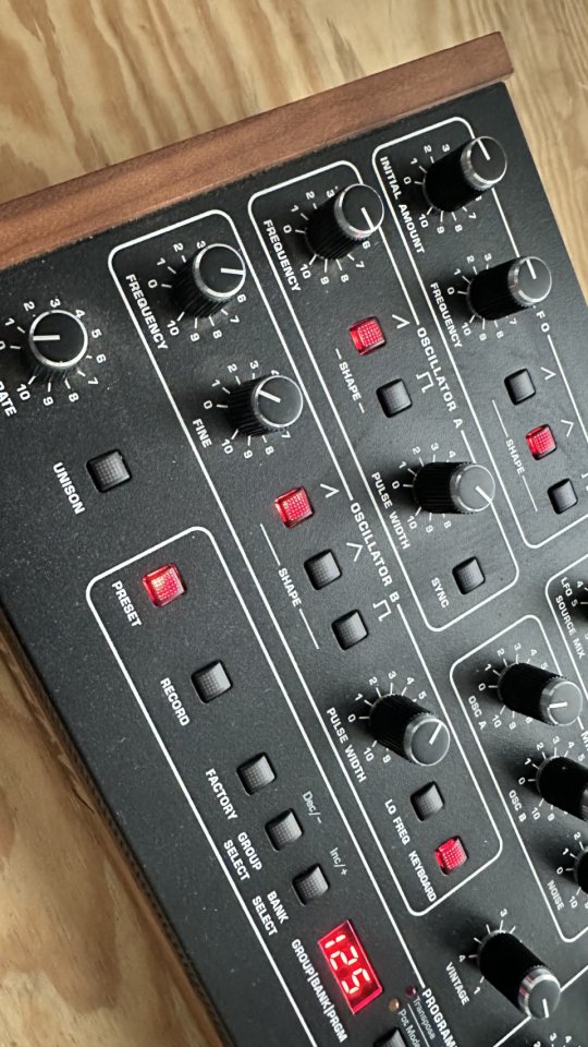 Prophet 5 desktop + Decksaver