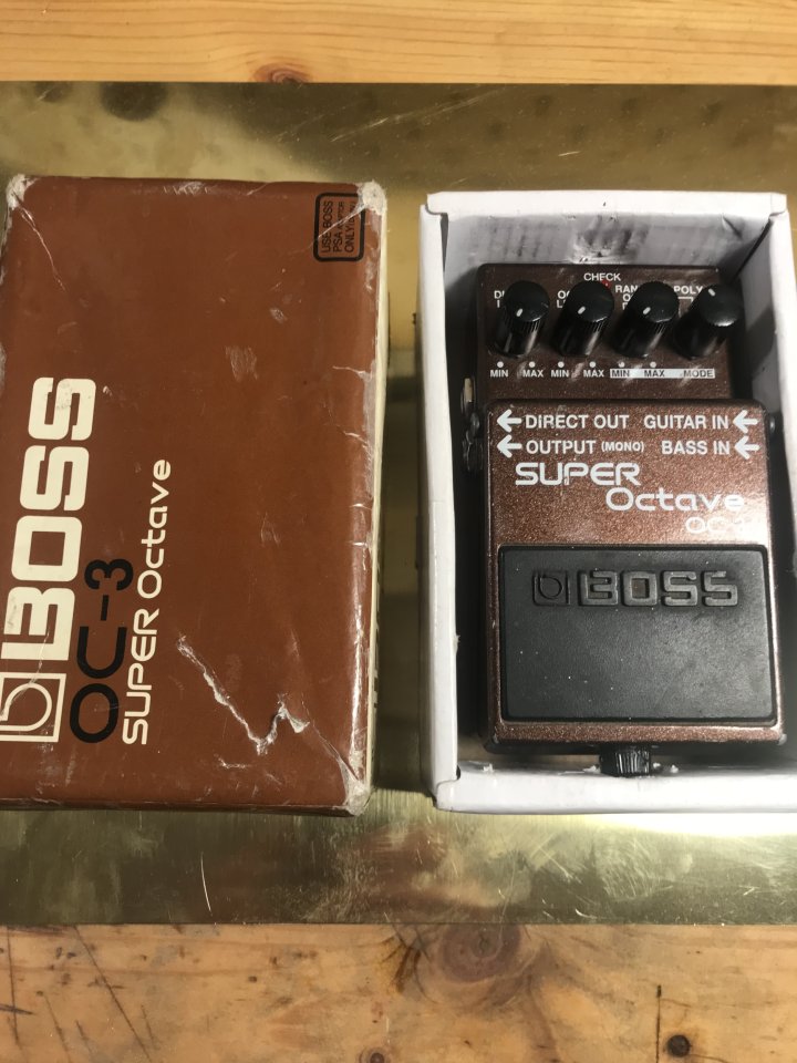 Boss Super octave OC-3 de segunda mano · Foto 5 de 5 · A Coruña · 80 €