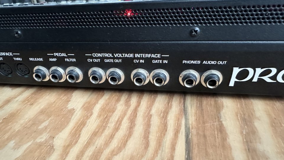 Prophet 5 desktop + Decksaver