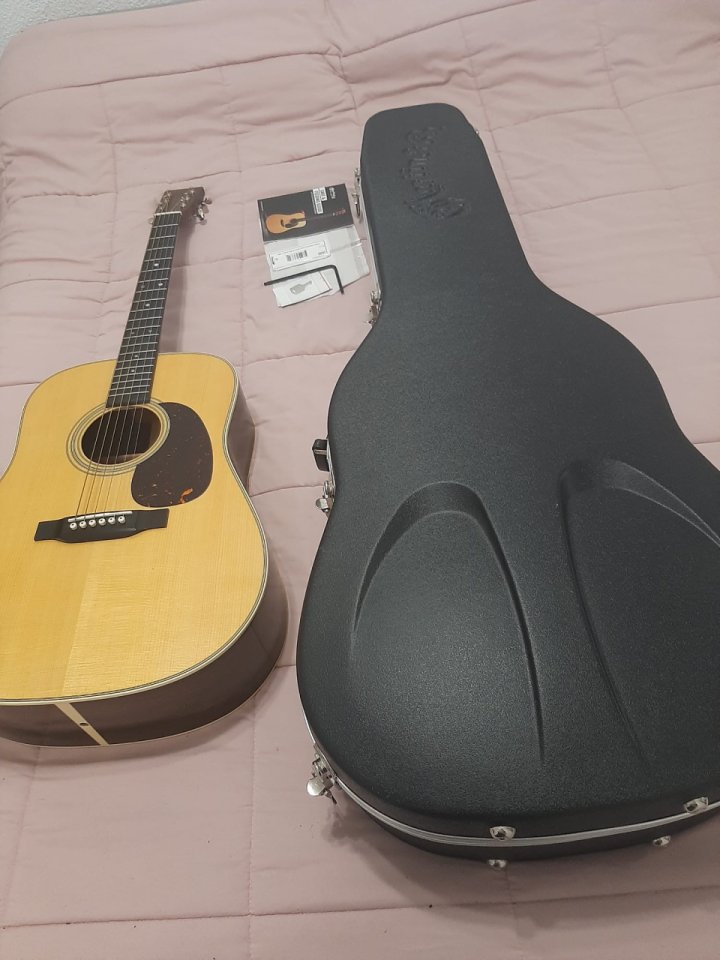 MARTIN D28 de segunda mano · Foto 3 de 10 · Murcia · 2800 €