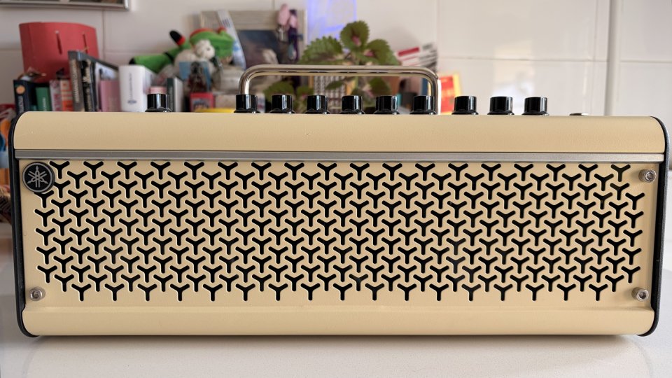 Amplificador Yamaha THR30II + Relay G10T de segunda mano · Foto 1 de 8 · Madrid · 440 €