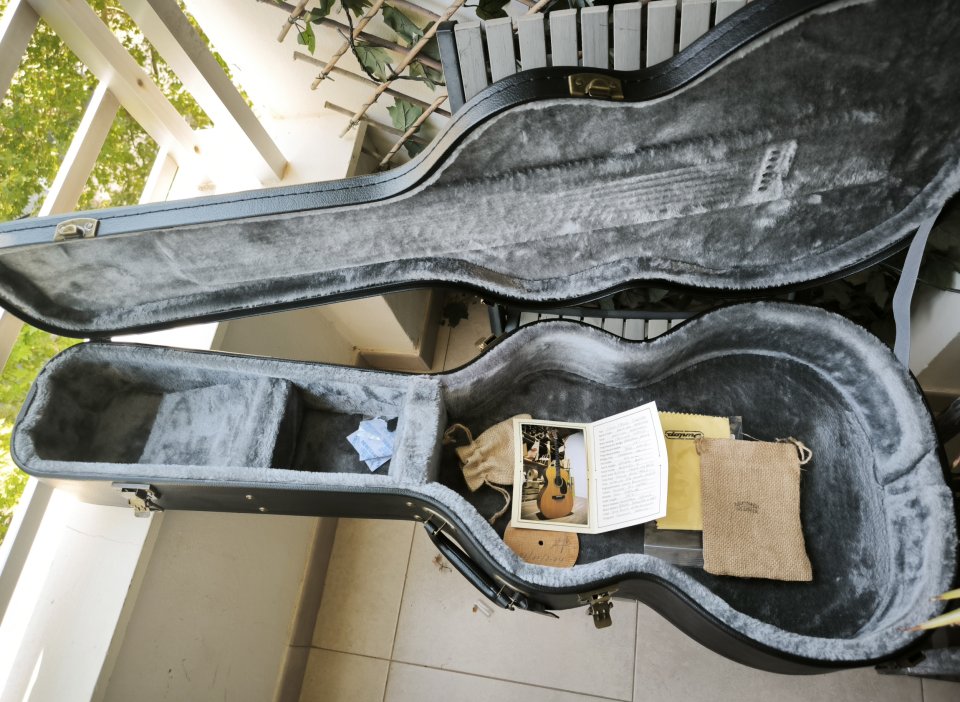 OFERTÓN Luis Guerrero "Carthago guitars" Isla Grosa 1 PVP3000€ + iva de segunda mano · Foto 9 de 10 · Murcia · 1850 €
