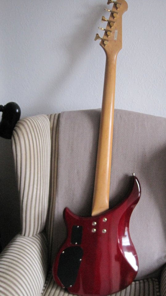 Bajo de 5 cuerdas Epiphone EBM-5, Korea 90s