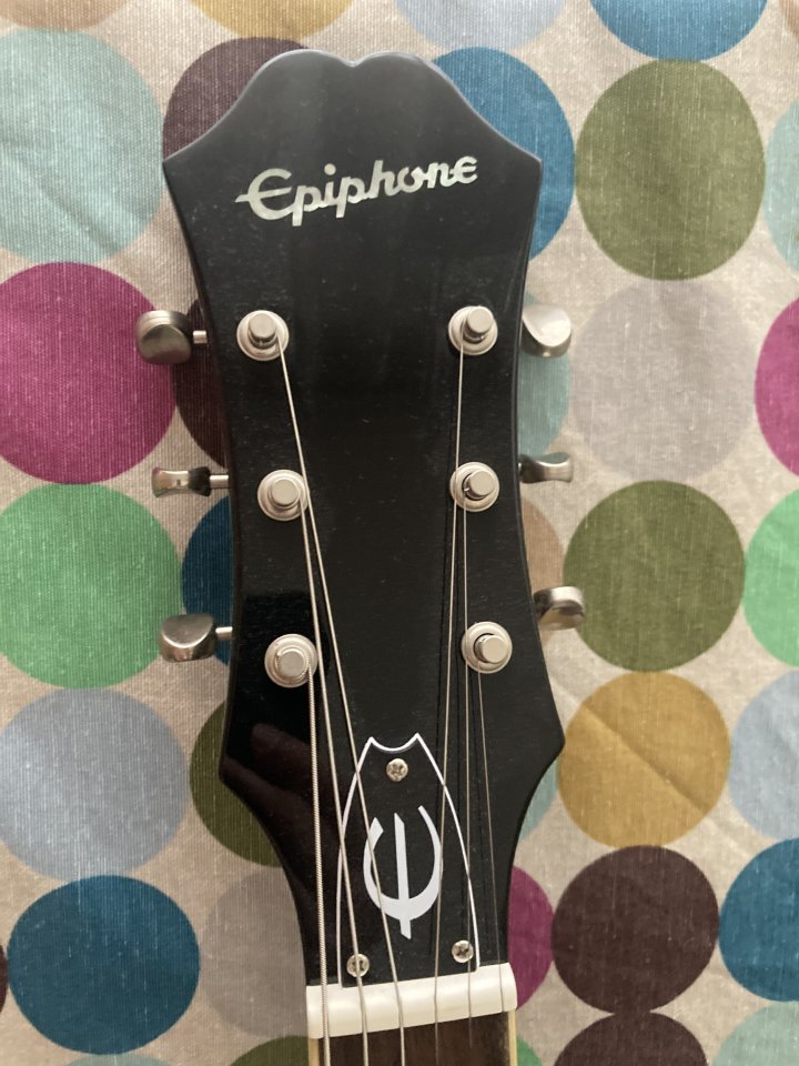 EPIPHONE CASINO de segunda mano · Foto 3 de 4 · Valencia · 350 €
