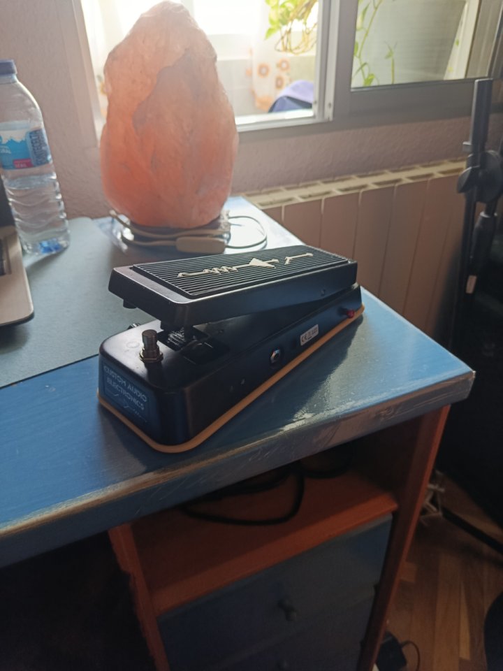 MXR MC-404 CAE WAHWAH de segunda mano · Foto 2 de 4 · Valladolid · 150 €