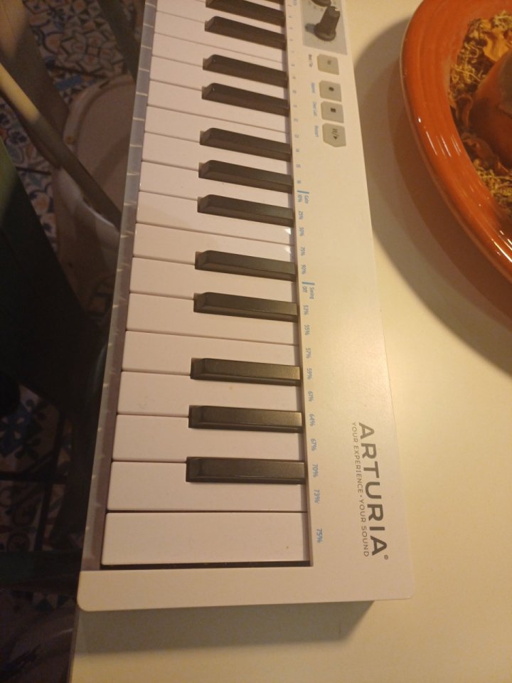 Arturia Keystep 32 de segunda mano · Foto 3 de 3 · Zaragoza · 65 €