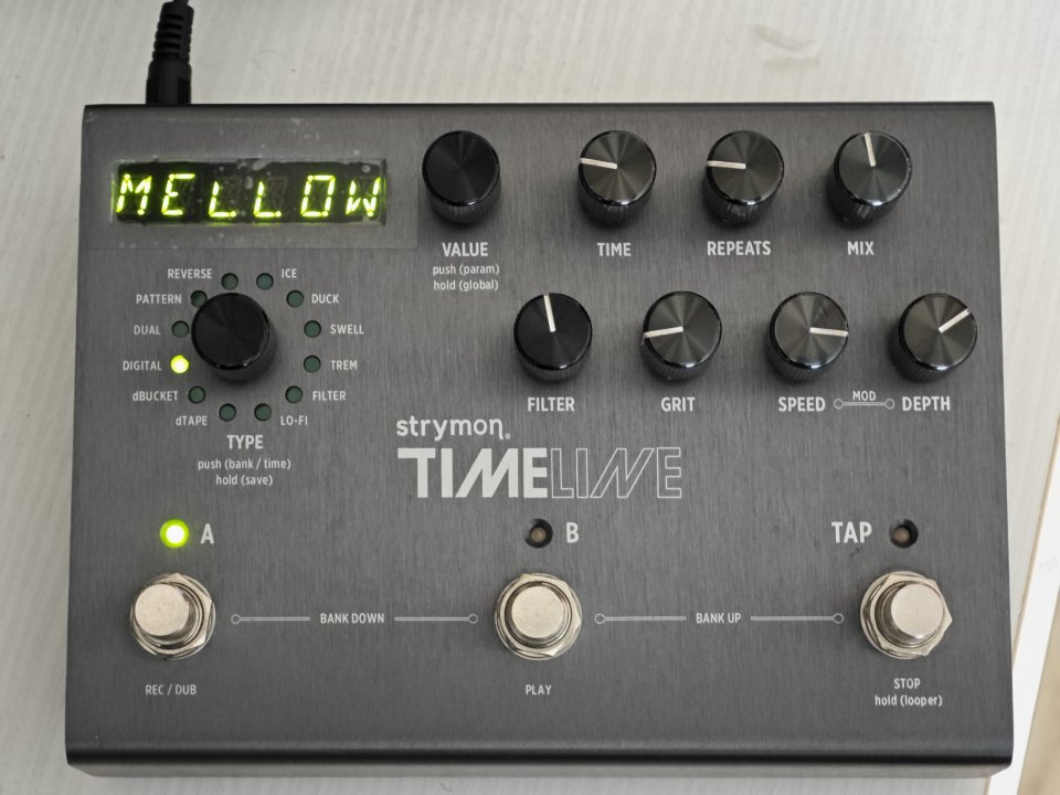 Strymon Timeline en perfecto estado de segunda mano · Foto 1 de 9 · Girona · 320 €