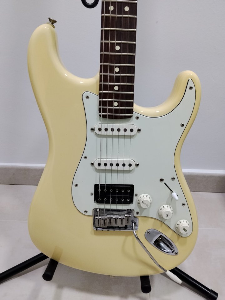 Fender American Standard Stratocaster 2005