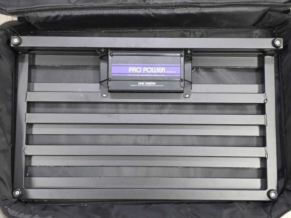 Pedaltrain Novo 24 Soft Case de segunda mano · Foto 4 de 4 · Barcelona · 70 €