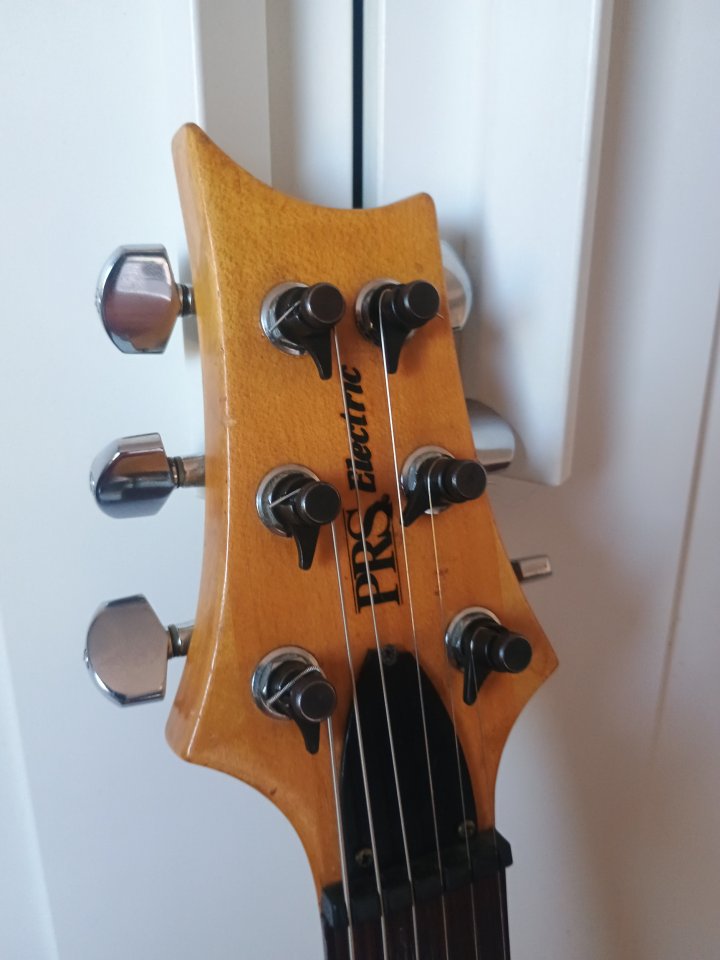 PRS CE DEL 88 de segunda mano · Foto 3 de 10 · Barcelona · 1800 €