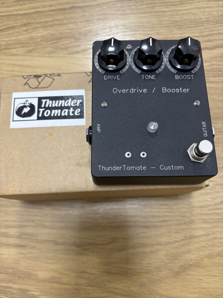 Pedal Thunder Tomate de segunda mano · Foto 1 de 4 · Bizkaia · 150 €