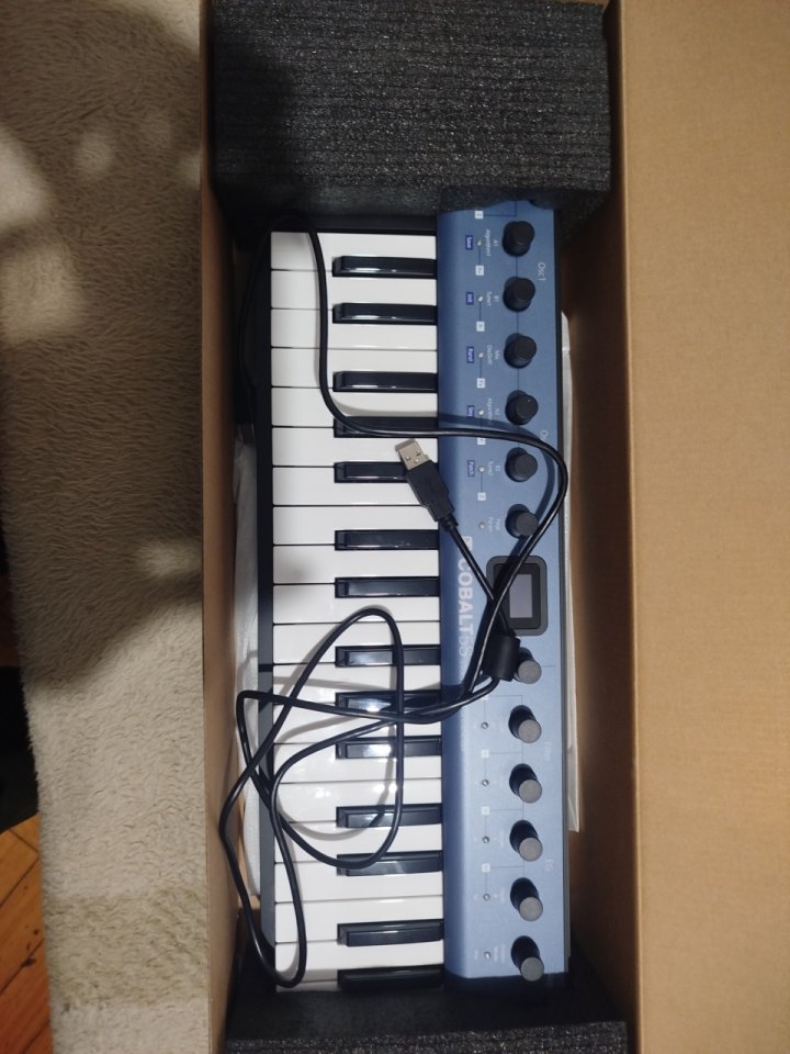 Sintetizador,modal Cobalt s5