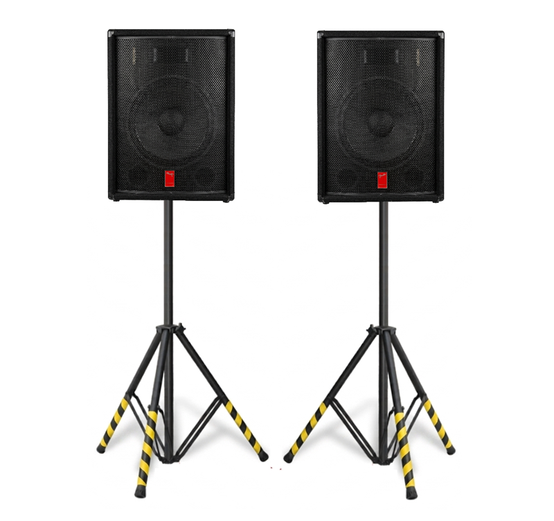 Altavoces Fender 15” y trípodes GUIL de segunda mano · Foto 7 de 7 · Cantabria · 440 €